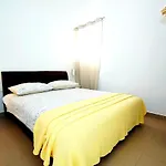 Petrovic Apartamento *