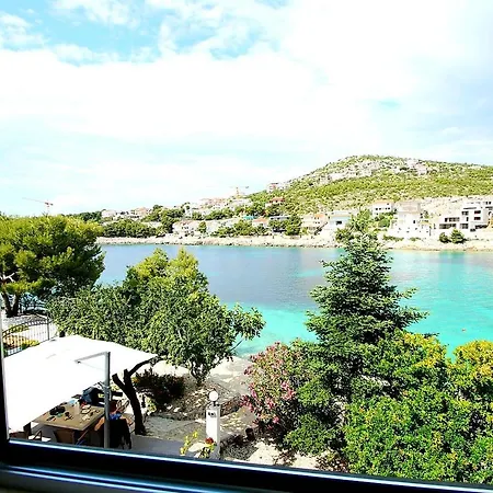 Apartman Petrovic Primošten