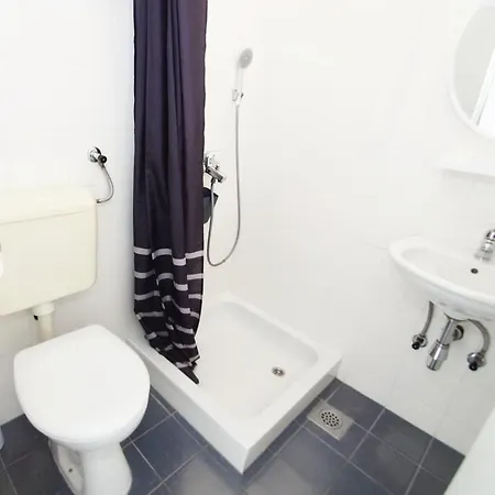 Apartment Petrovic *